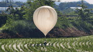 Coreia do Norte envia balões carregados de lixo e excrementos para a Coreia do Sul