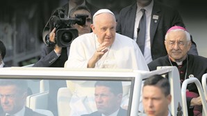 Visita do Papa rende 35 milhões à Igreja 