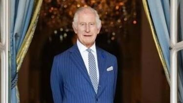 Carlos III reúne com meninos sobreviventes de ataque mortal de Southport