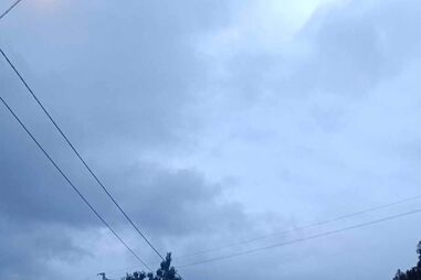 Acidente entre carro e carrinha do pão faz um ferido em Santo Tirso