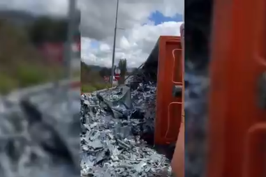 Camião despista-se em Santa Maria da Feira