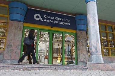 A CGA paga  as reformas  aos funcionários públicos