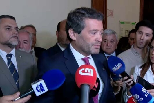 Chega decide processar Presidente da República por "traição à Pátria"