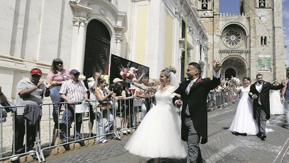 Lisboa revela noivos de Santo António 