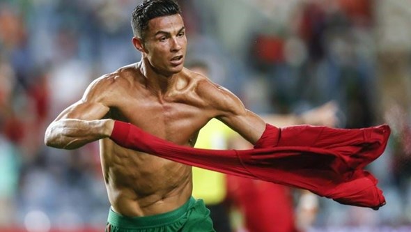 Cristiano Ronaldo prepara-se para ampliar recordes no Euro 