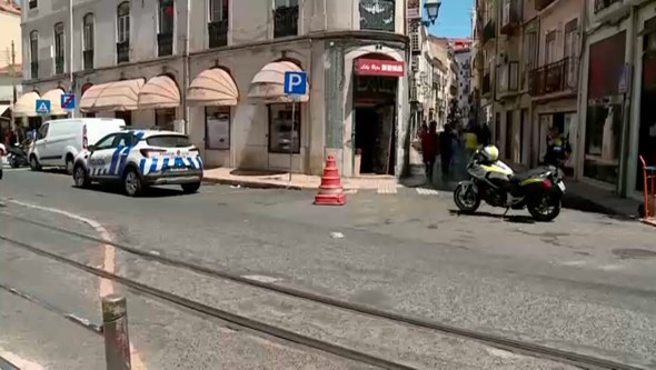 Sem-abrigo morre na sequência de confrontos com outra mulher em Lisboa
