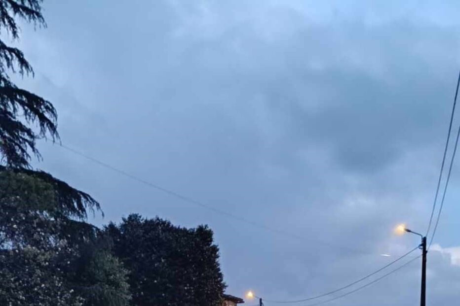 Acidente entre carro e carrinha do pão faz um ferido em Santo Tirso