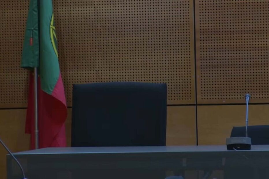 50 personalidades assinam manifesto para travar escutas e buscas injustificadas do Ministério Público