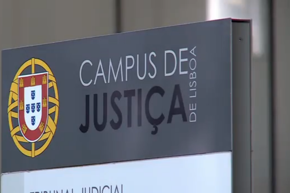 Nazi ia vender na Internet tortura e morte de mendigo