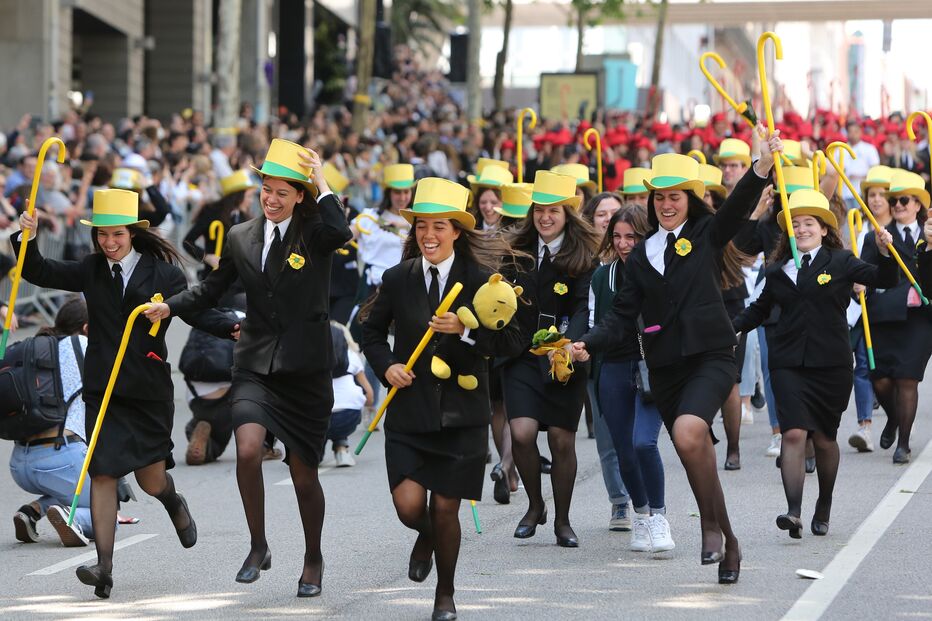 Estudantes voltam a fazer a festa nas ruas do Porto