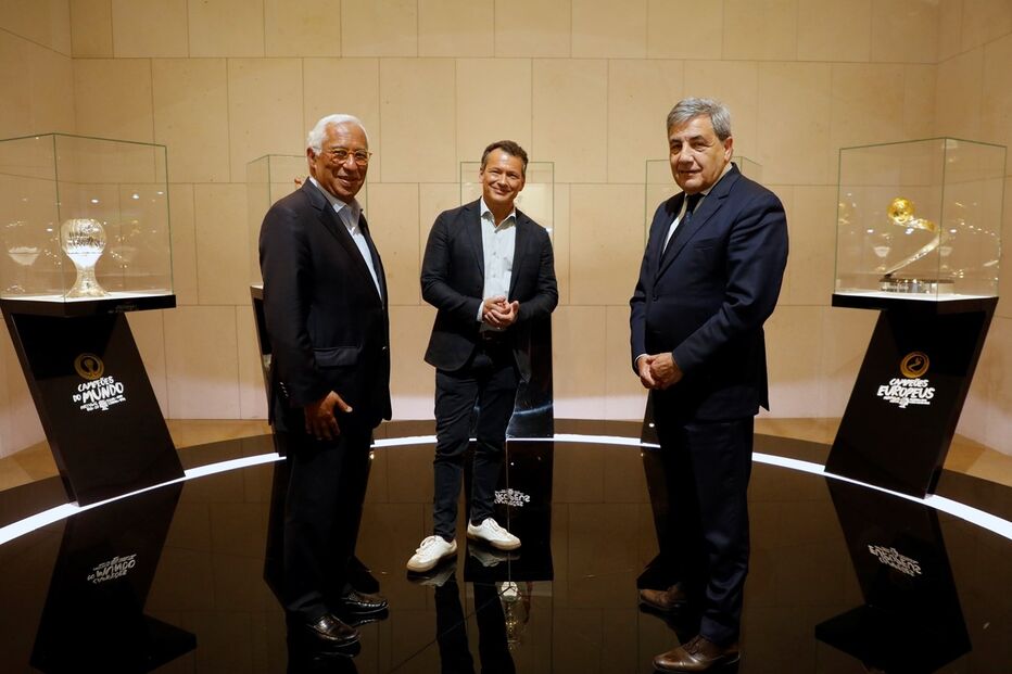 António Costa e Pedro Mourinho na gravação de ‘Otimista’