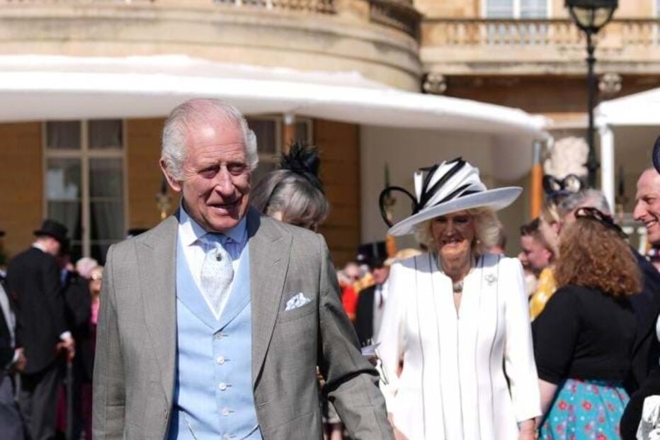 Carlos III e Camila na Royal Garden Party, no Palácio de Buckingham, em Londres