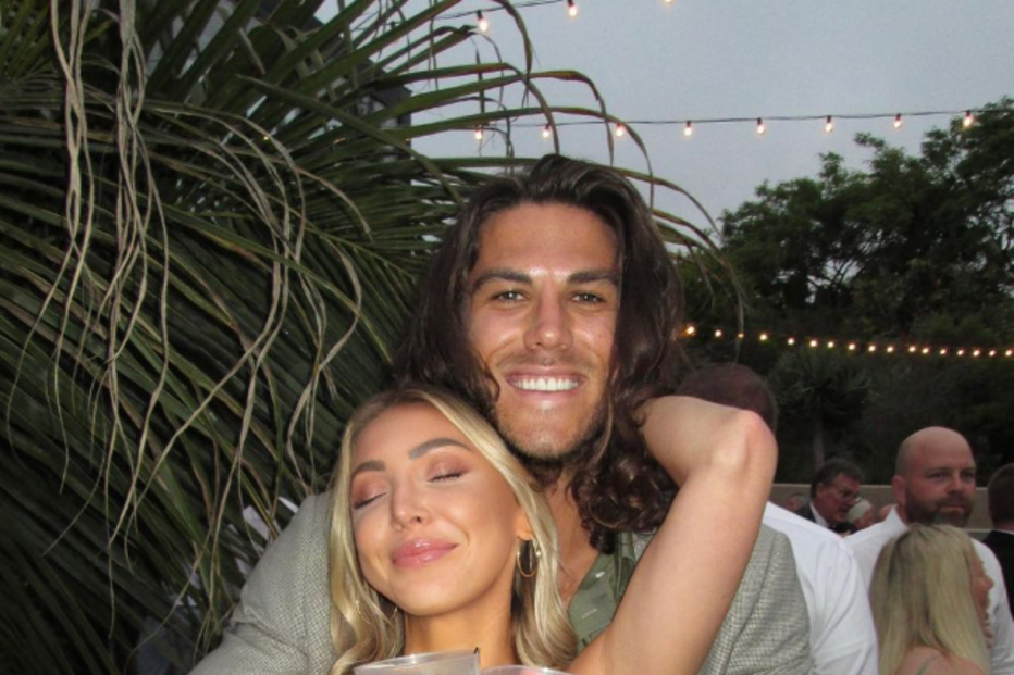 Emily Horwath e Callum Robinson 