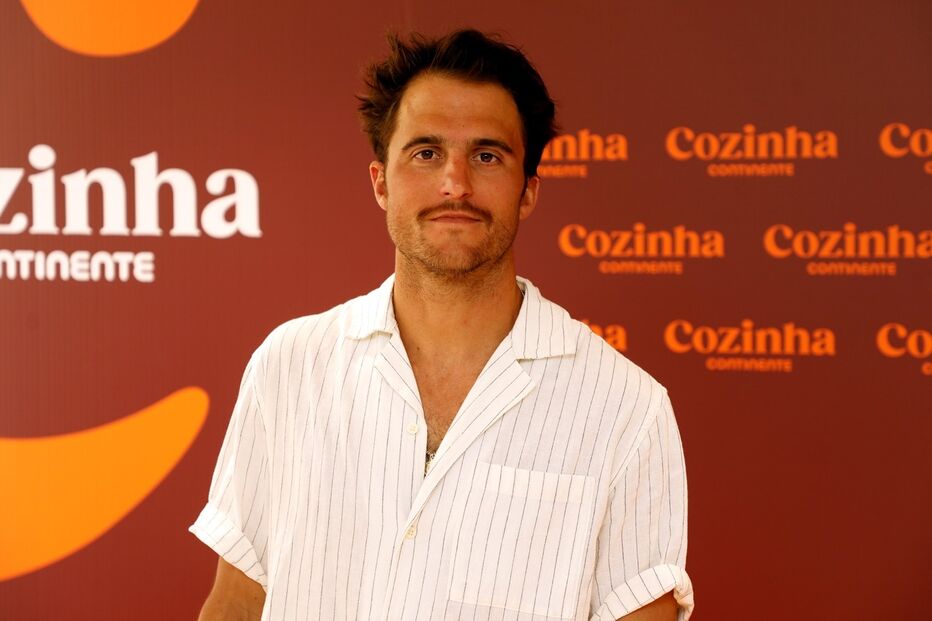 Imagem Tiago Teotónio Pereira 51095400.jpg (21251472) (Milenium)