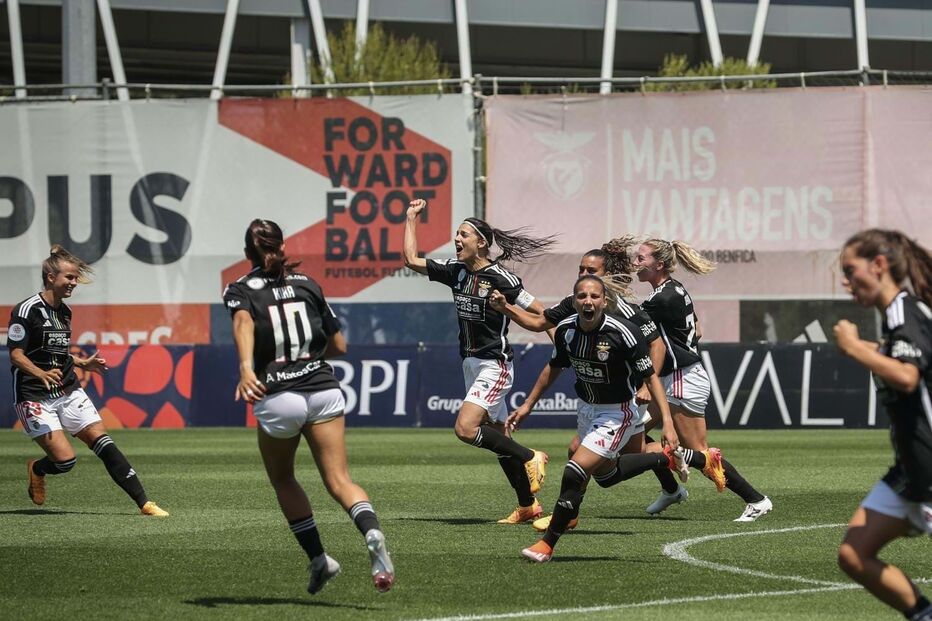  Benfica é tetracampeão de futebol feminino