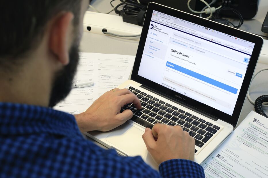 Existem mais de 277 milhões de faturas validadas no site da AT, mas nenhum sorteio foi feito até agora