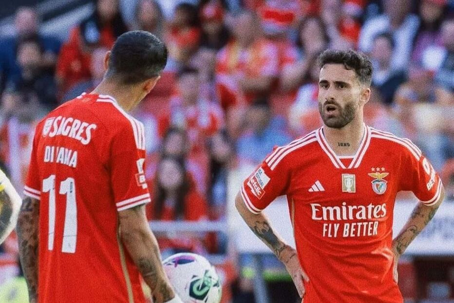 Rafa Silva com Di Maria no último jogo frente ao Arouca