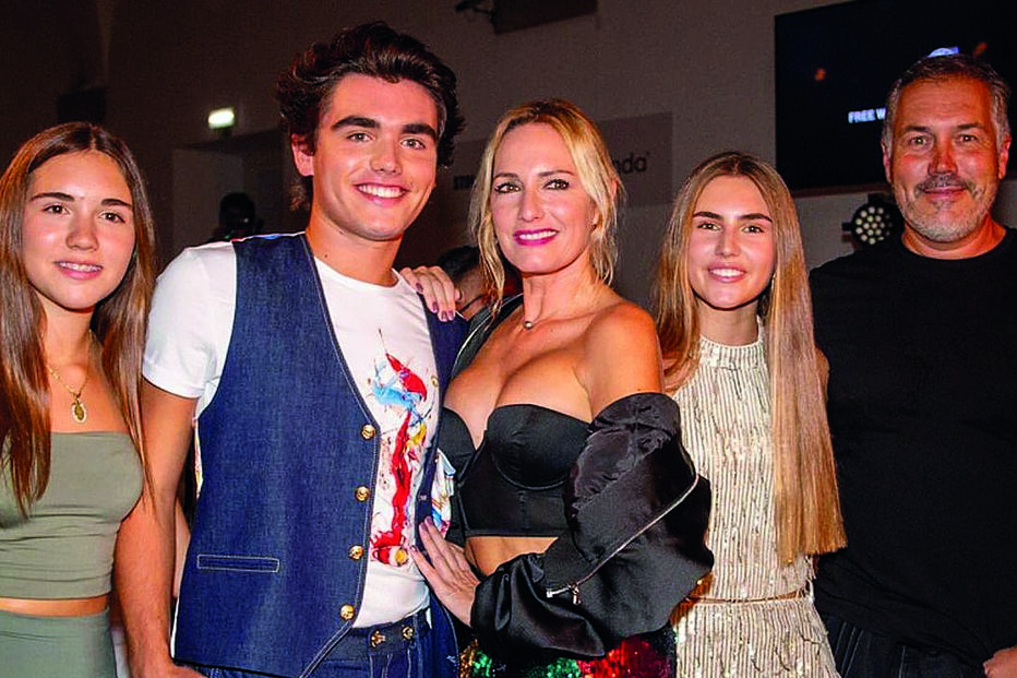 Os quatro filhos são fruto do relacionamento já terminado com Pedro Miguel Ramos 