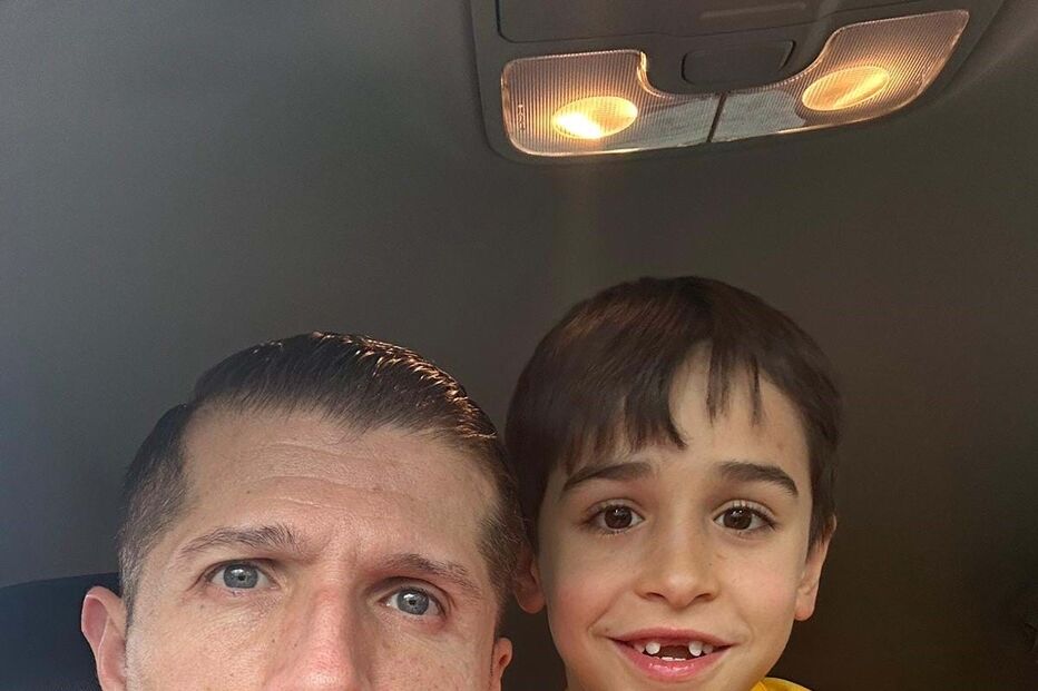 Paulo Azevedo e o filho, Gustavo