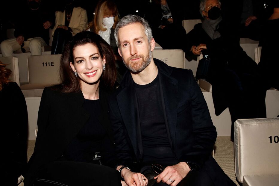Anne Hathaway com o marido, o ator Adam Shulman