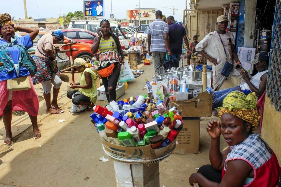 Venda ambulante em Angola