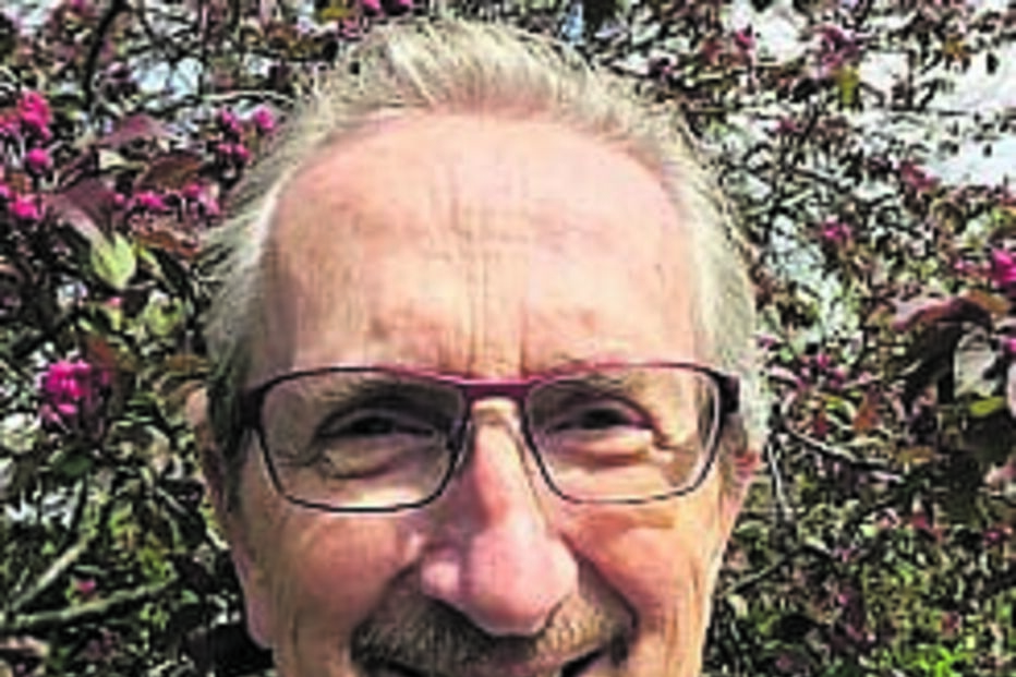 Geoffrey Kitchen, de 73 anos, é a vítima mortal