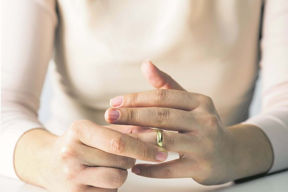 Mulher exige indemnização de 600 mil euros a ex-marido por 