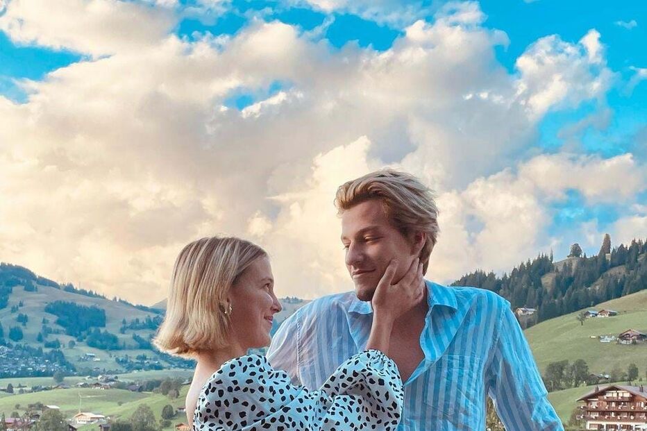 Millie Bobby Brown com Jake Bongiovi