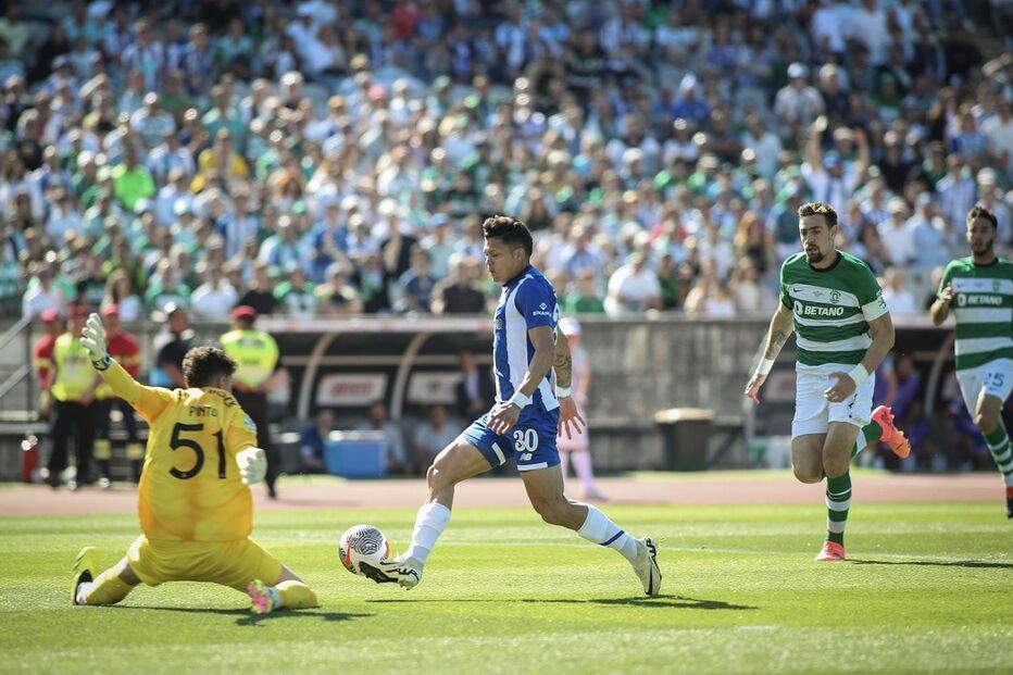 FC Porto e Sporting disputam a Taça de Portugal no Jamor