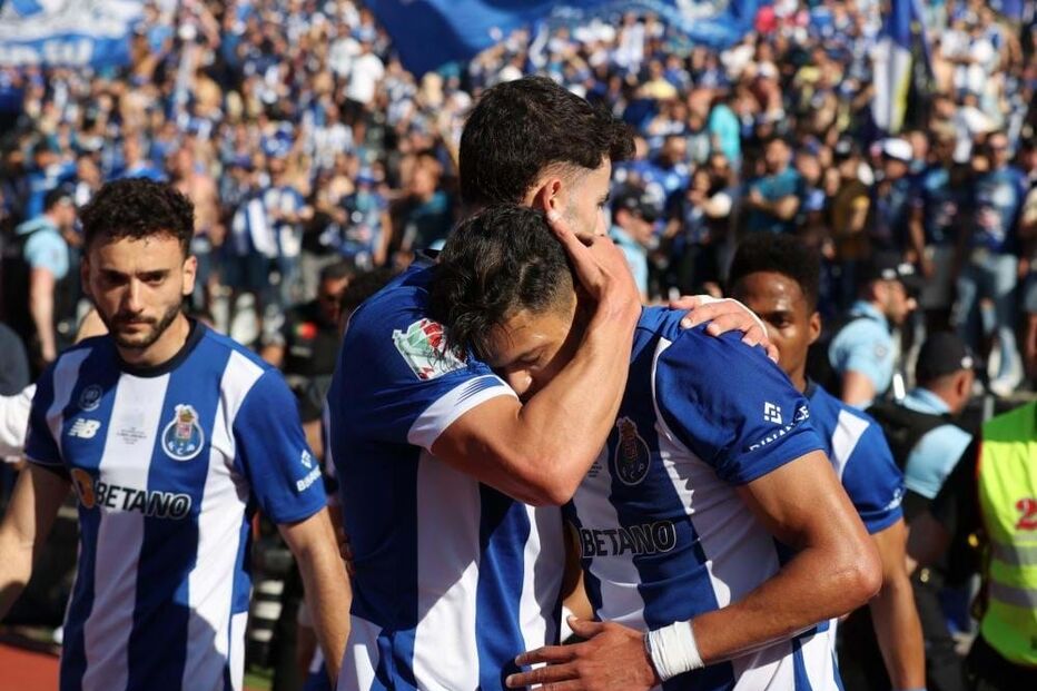 FC Porto e Sporting disputam a Taça de Portugal no Jamor