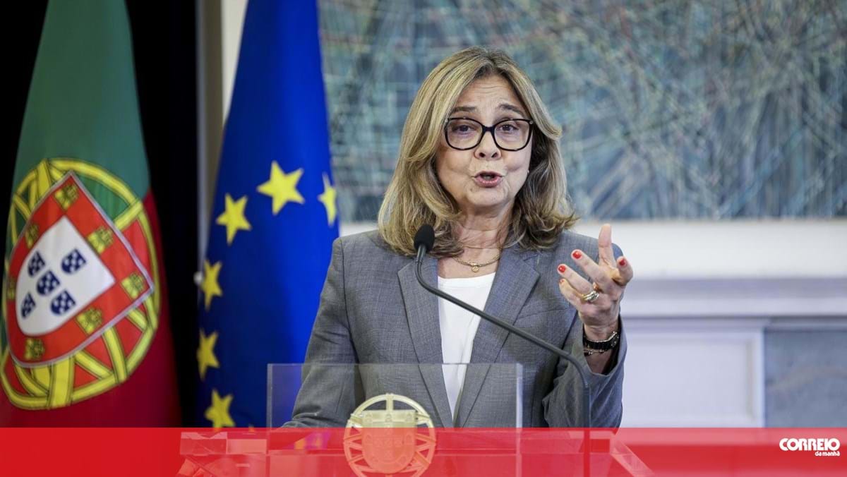Ministra da Saúde sofre acidente de carro na A8 em Torres Vedras – Portugal