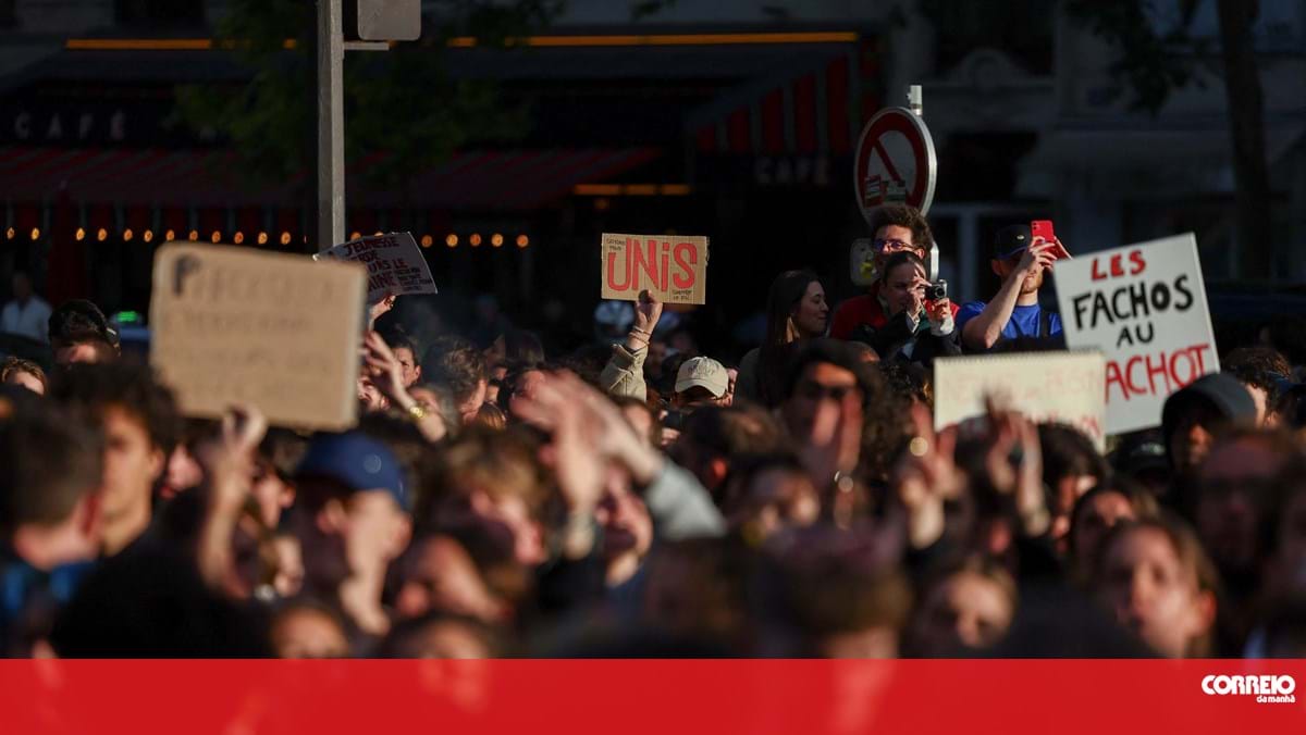 Milhares de jovens manifestaram-se em Paris contra a extrema-direita – Mundo