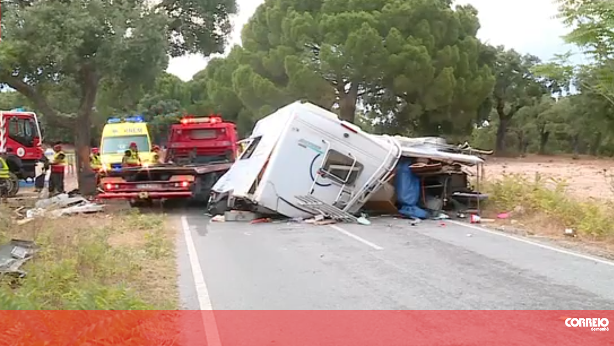 Despiste de autocaravana causa seis feridos em Alcácer do Sal