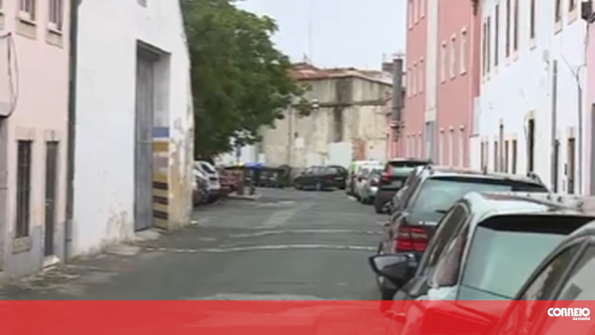 Três agentes da PSP agredidos com pau e à dentada por homem em Lisboa