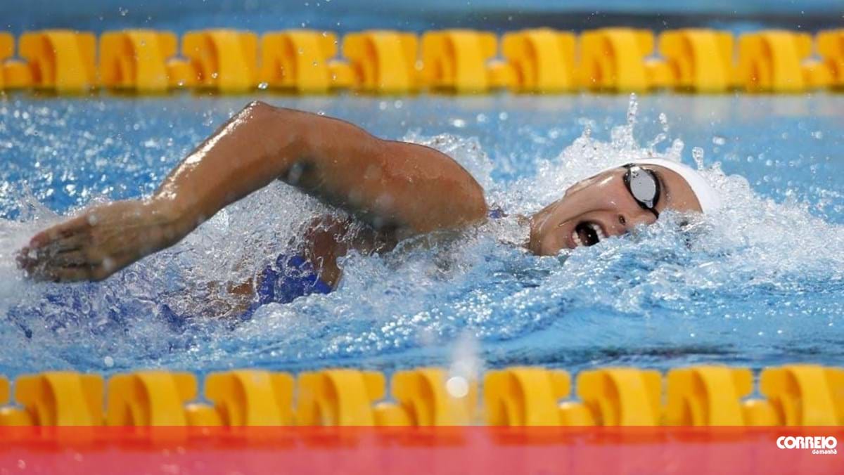 Francisca Martins conquista bronze nos 400 metros livres dos Europeus aquáticos