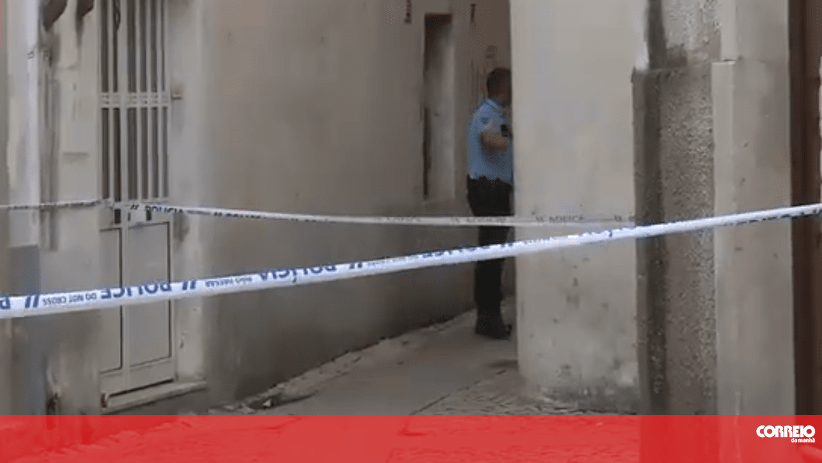 Homem de 30 anos detido em Coimbra por violência doméstica