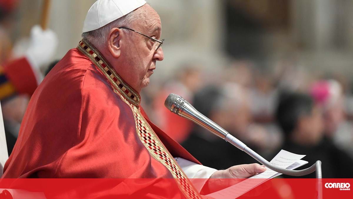 Papa lamenta perseguição e discriminação de cristãos pelo mundo por causa da sua fé – Sociedade