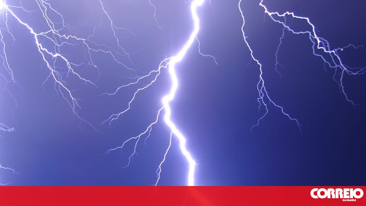 Portugal's June 10 Holiday Weather Alert: Thunderstorms and Hail Expected