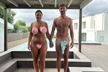 Ukra e a mulher quase nus