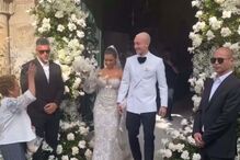 O jogador e a mulher estavam muito divertidos