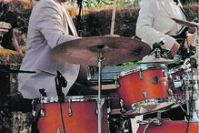 Helton na bateria