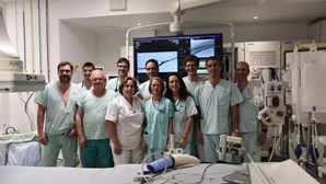 Hospital Garcia de Orta realiza procedimento inédito no país de acesso vascular para hemodiálise