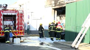 Fogo em oficina em Almodôvar