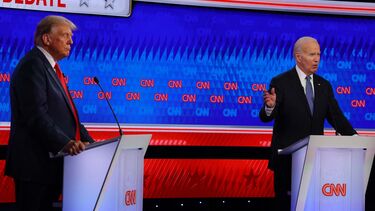Biden hesitante face a Trump enérgico deixa democratas em pânico: assim foi o debate nos EUA