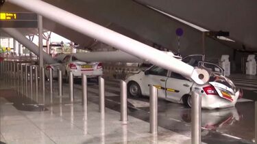 Desabamento de teto faz um morto e oito feridos no aeroporto de Nova Deli