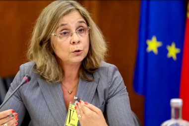 Equipa de ministra da Saúde erra no pedido de socorro "por lapso"