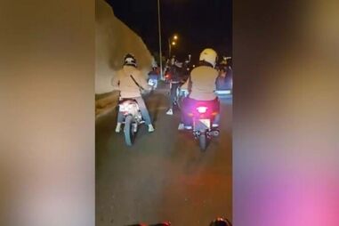 Dezenas de motos em contramão lançam caos na Marginal
