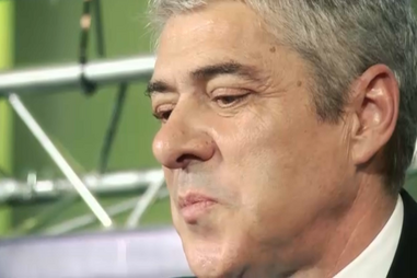 Sócrates ataca “duplo critério moral” sobre escutas