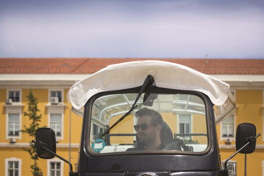 Lisboa multou em média quase 90 'tuk-tuk' por dia até final de 2025 desde as novas regras