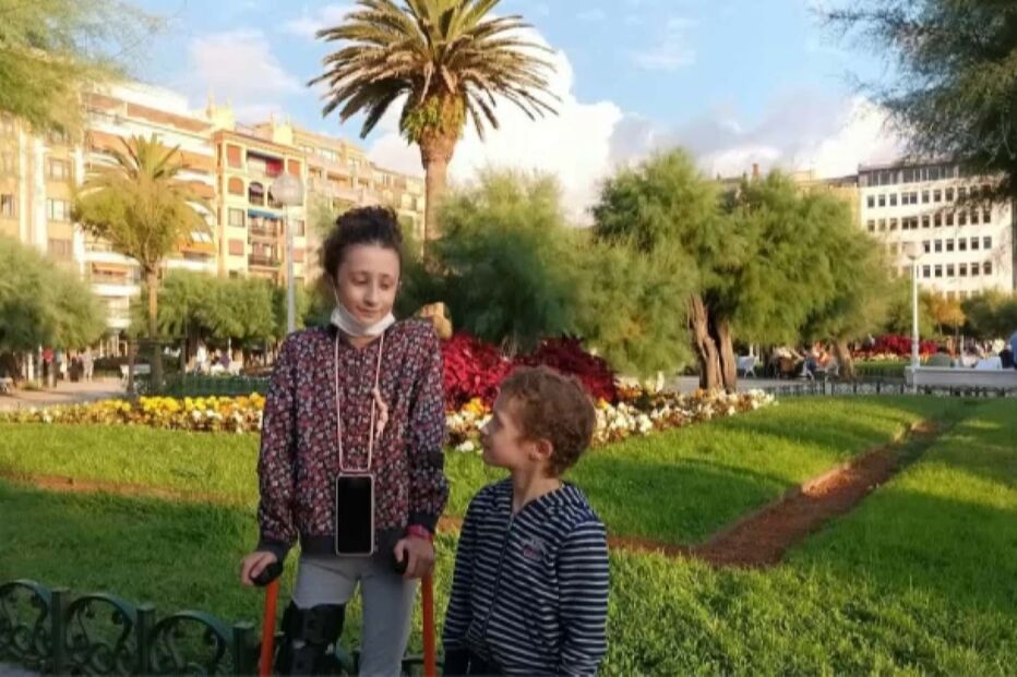 Menina guerreira luta contra o cancro